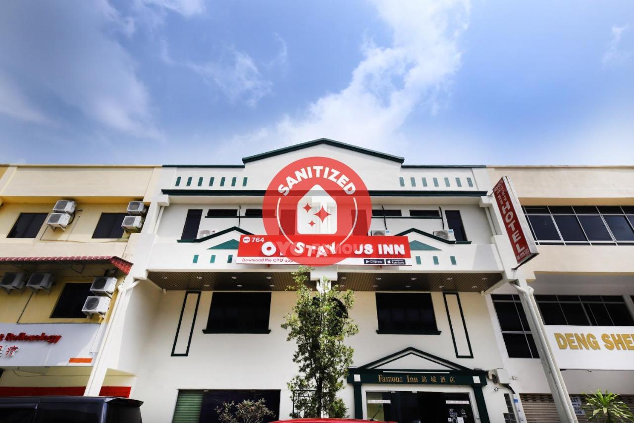 Oyo 764 Hotel Famous Inn Malacca Exterior photo